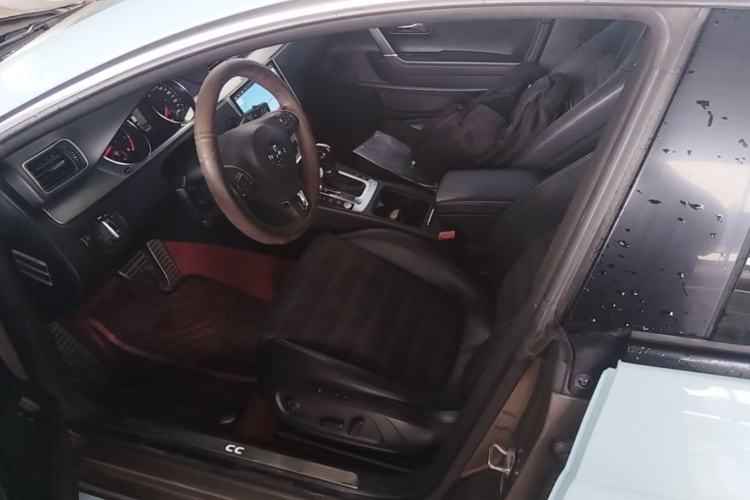 Used Volkswagen FAW-Volkswagen CC 2013 1.8TSI Luxury Model Left Front Seat