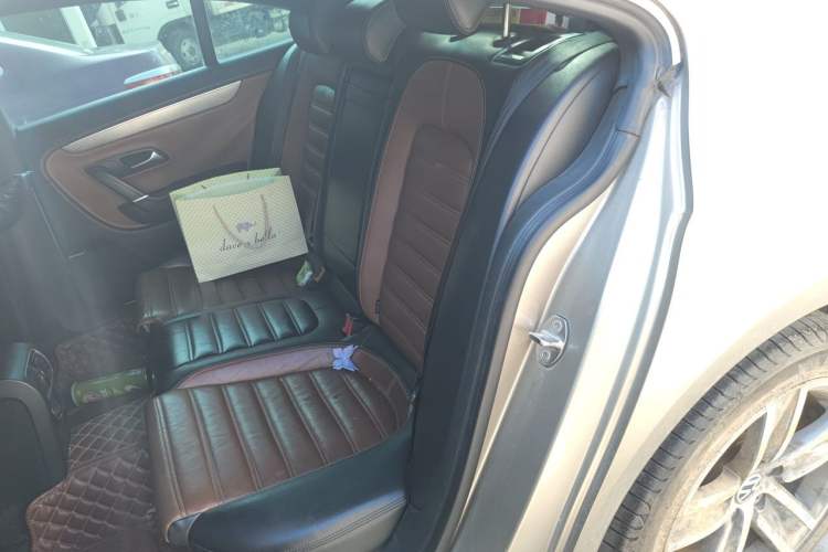 Used Volkswagen FAW-Volkswagen CC 2013 1.8TSI Luxury Model Left Rear Seat