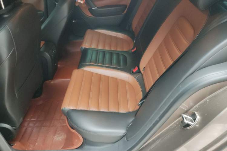 Used Volkswagen FAW-Volkswagen CC 2013 2.0 TSI Luxury Model Left Rear Seat