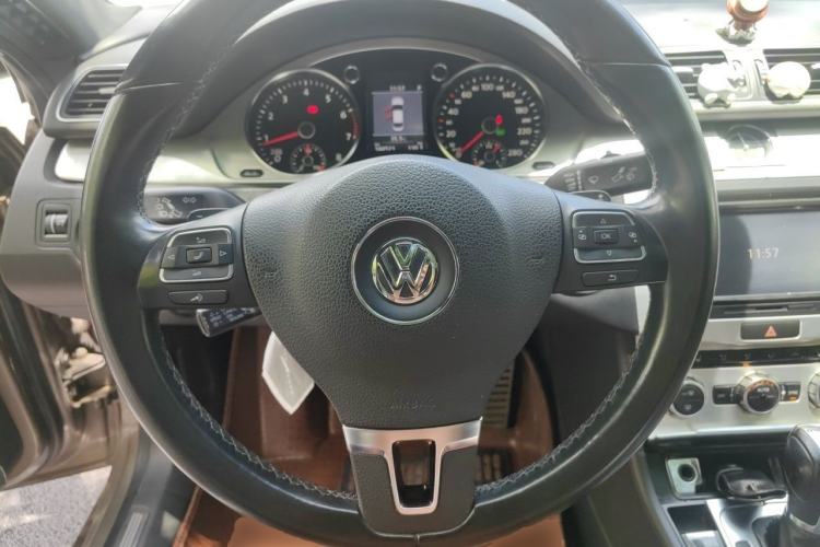 Used Volkswagen FAW-Volkswagen CC 2013 2.0 TSI Luxury Model Steering Wheel