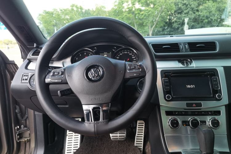 Used Volkswagen FAW-Volkswagen CC 2013 2.0 TSI Luxury Model Steering Wheel