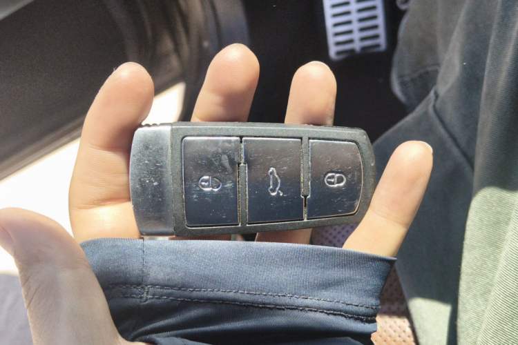 Used Volkswagen FAW-Volkswagen CC 2013 2.0 TSI Ultimate Model Vehicle Key