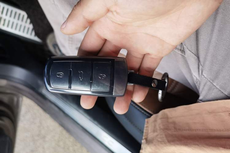 Used Volkswagen FAW-Volkswagen CC 2013 2.0 TSI Luxury Model Vehicle Key