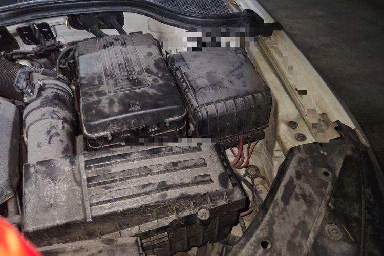 Used Volkswagen FAW-Volkswagen CC 2013 1.8TSI Luxury Model Engine Bay Left