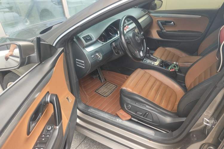 Used Volkswagen FAW-Volkswagen CC 2013 1.8TSI Luxury Model Driver Seat