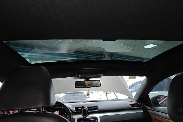 Used Volkswagen FAW-Volkswagen CC 2013 1.8TSI Luxury Model Headliner