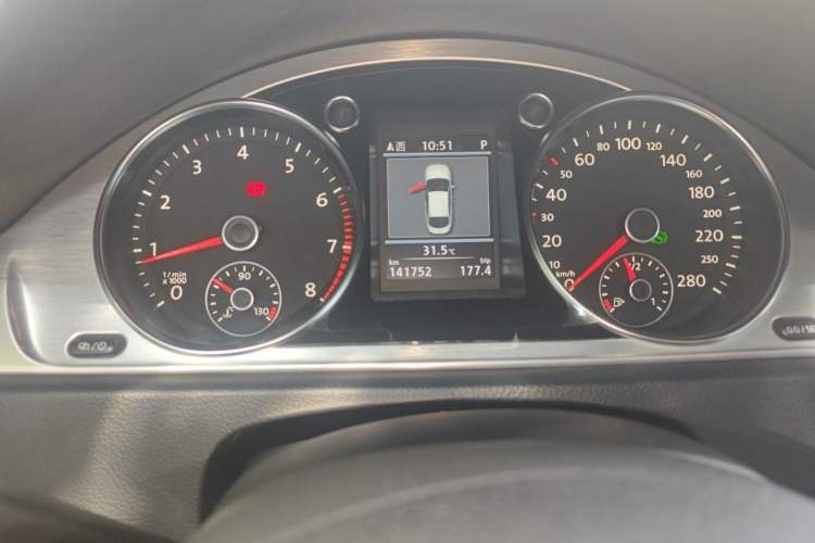 Used Volkswagen FAW-Volkswagen CC 2013 1.8TSI Luxury Model Instrument Cluster