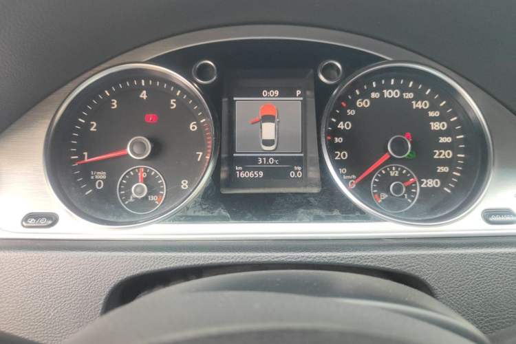 Used Volkswagen FAW-Volkswagen CC 2013 1.8TSI Luxury Model Instrument Cluster
