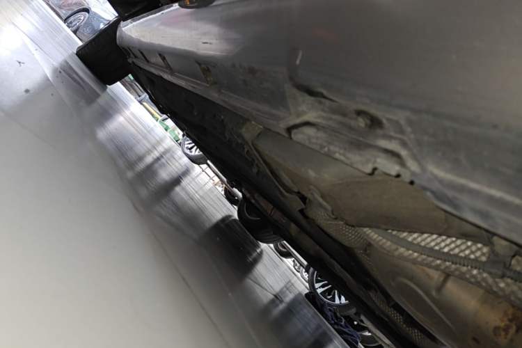 Used Volkswagen FAW-Volkswagen CC 2013 1.8TSI Luxury Model Left Side Sill