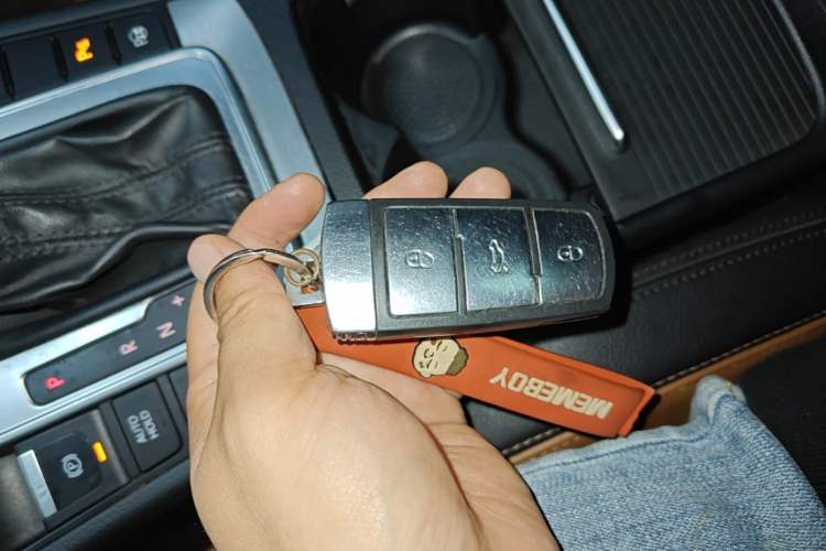 Used Volkswagen FAW-Volkswagen CC 2013 1.8TSI Luxury Model Vehicle Key