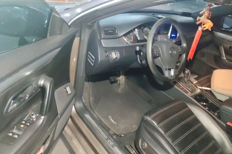 Used Volkswagen FAW-Volkswagen CC 2013 1.8TSI Prestige Model Driver Seat