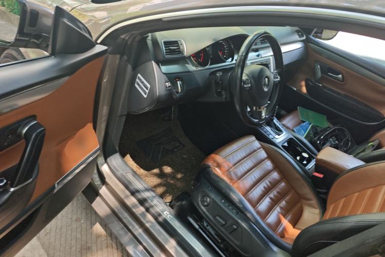 Used Volkswagen FAW-Volkswagen CC 2013 2.0 TSI Ultimate Model Driver Seat