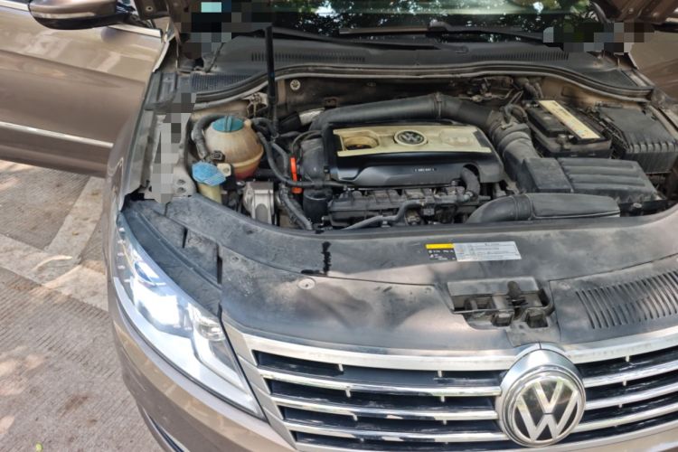 Used Volkswagen FAW-Volkswagen CC 2013 2.0 TSI Ultimate Model Engine Bay Right