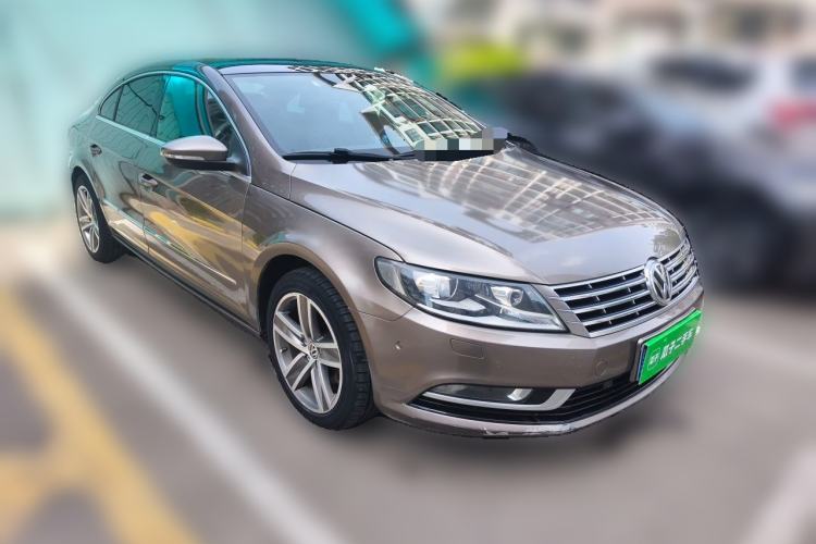 Used Volkswagen FAW-Volkswagen CC 2013 1.8TSI Luxury Model Front Right 45 Deg