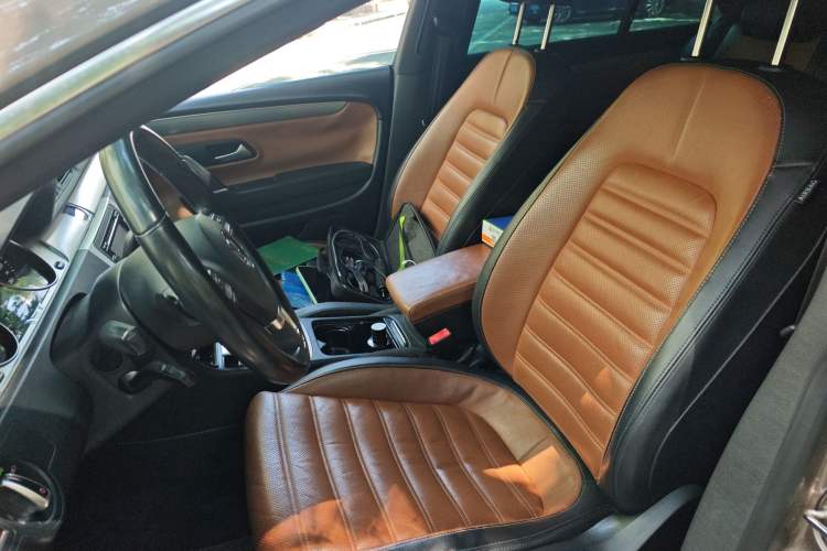 Used Volkswagen FAW-Volkswagen CC 2013 2.0 TSI Ultimate Model Left Front Seat