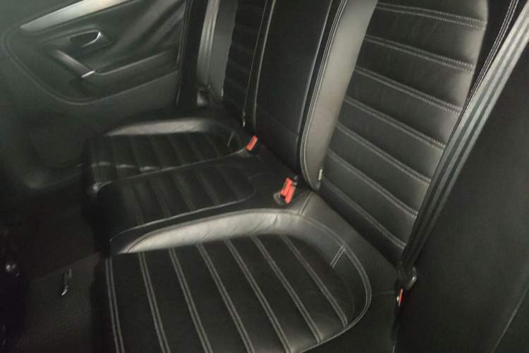 Used Volkswagen FAW-Volkswagen CC 2013 1.8TSI Prestige Model Left Rear Seat