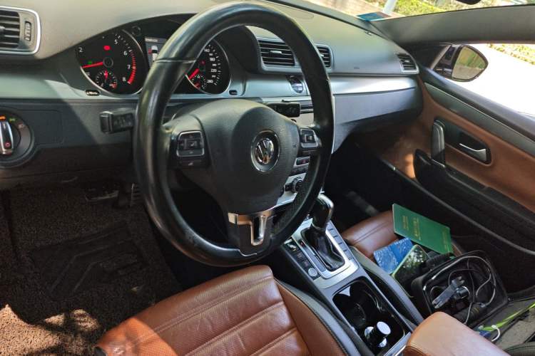 Used Volkswagen FAW-Volkswagen CC 2013 2.0 TSI Ultimate Model Steering Wheel