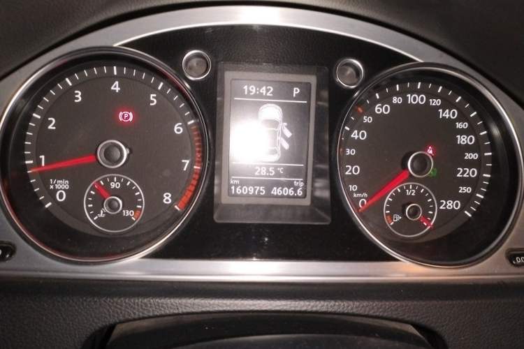 Used Volkswagen FAW-Volkswagen CC 2013 1.8TSI Prestige Model Instrument Cluster