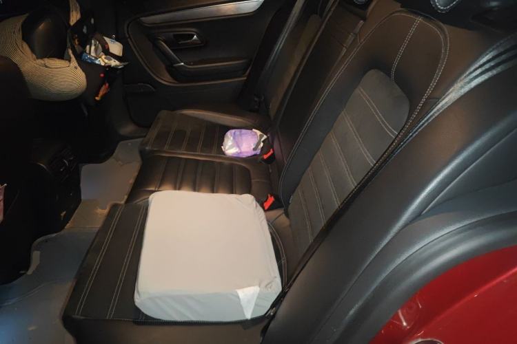 Used Volkswagen FAW-Volkswagen CC 2013 1.8TSI Luxury Model Left Rear Seat