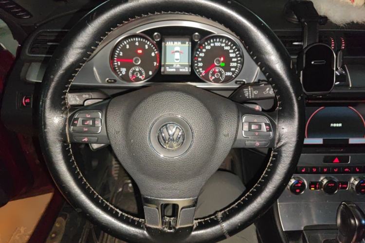 Used Volkswagen FAW-Volkswagen CC 2013 1.8TSI Luxury Model Steering Wheel