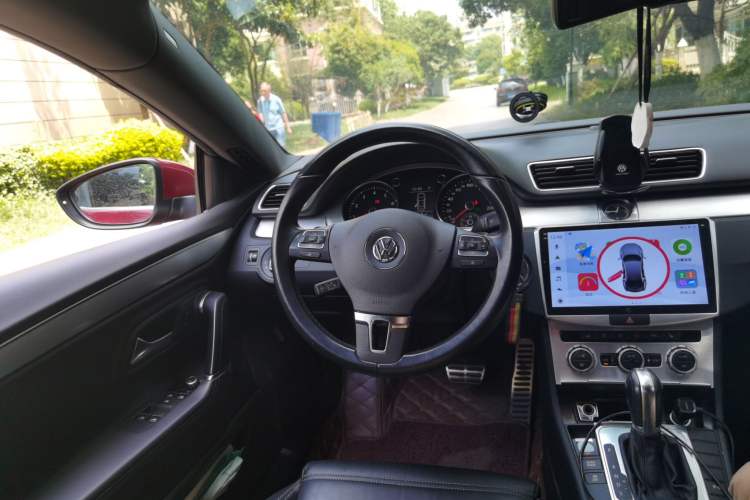 Used Volkswagen FAW-Volkswagen CC 2013 1.8TSI Prestige Model Steering Wheel