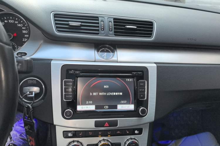 Used Volkswagen FAW-Volkswagen CC 2013 1.8TSI Luxury Model Audio And AC Panel