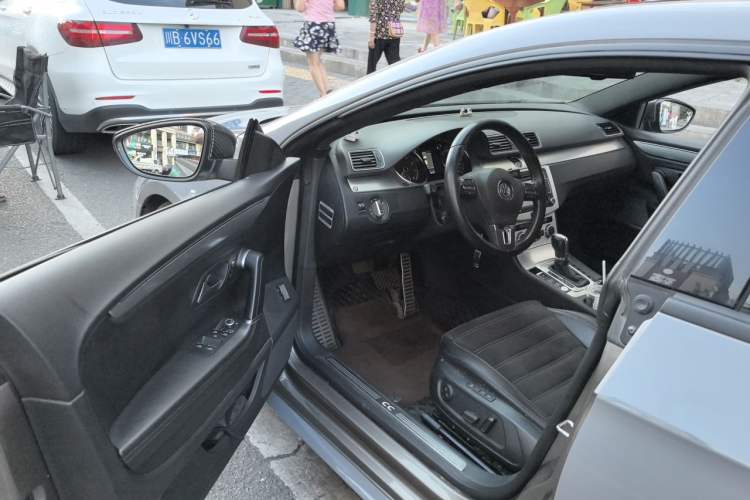 Used Volkswagen FAW-Volkswagen CC 2013 1.8TSI Luxury Model Driver Seat