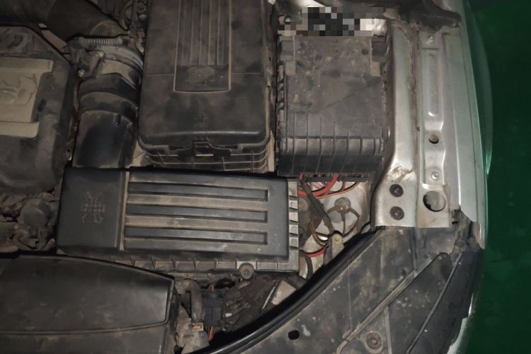 Used Volkswagen FAW-Volkswagen CC 2013 1.8TSI Luxury Model Engine Bay Left