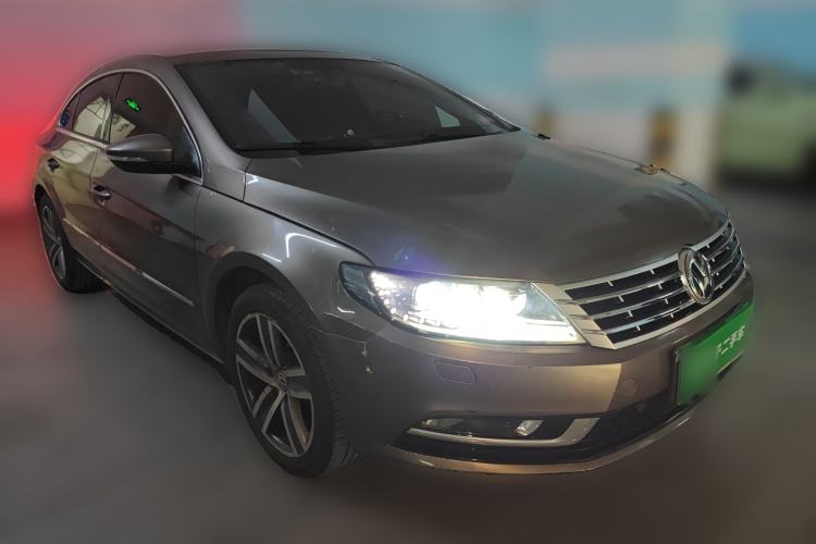 Used Volkswagen FAW-Volkswagen CC 2013 1.8TSI Luxury Model Front Right 45 Deg