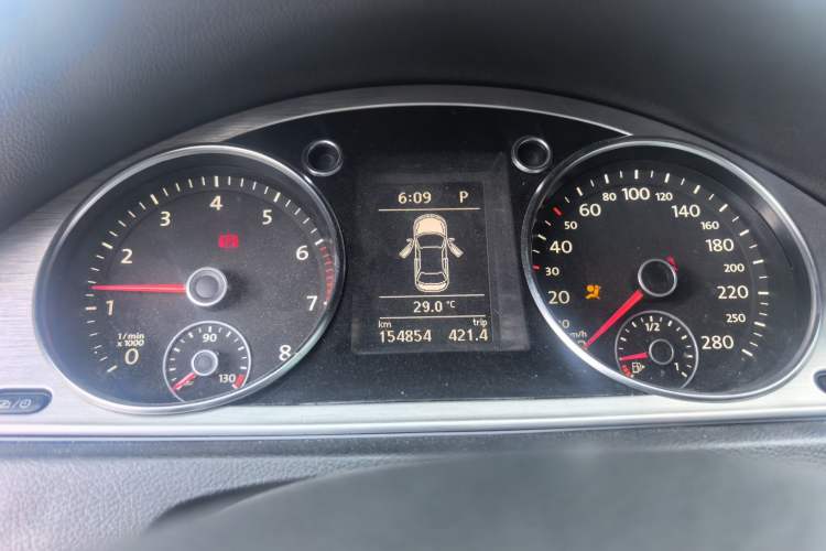 Used Volkswagen FAW-Volkswagen CC 2013 1.8TSI Prestige Model Instrument Cluster