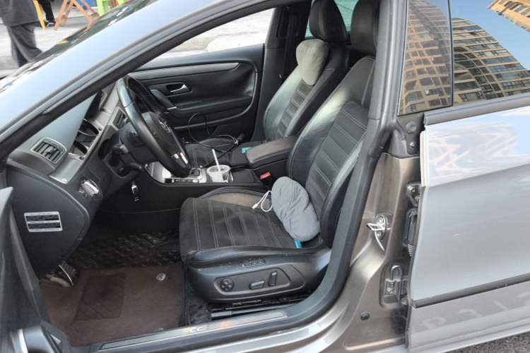 Used Volkswagen FAW-Volkswagen CC 2013 1.8TSI Luxury Model Left Front Seat