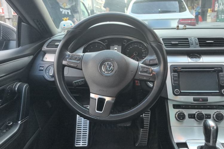 Used Volkswagen FAW-Volkswagen CC 2013 1.8TSI Luxury Model Steering Wheel