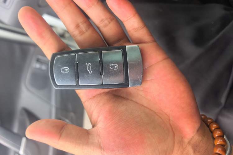 Used Volkswagen FAW-Volkswagen CC 2013 1.8TSI Prestige Model Vehicle Key