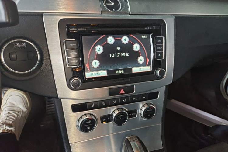 Used Volkswagen FAW-Volkswagen CC 2013 1.8TSI Luxury Model Audio And AC Panel