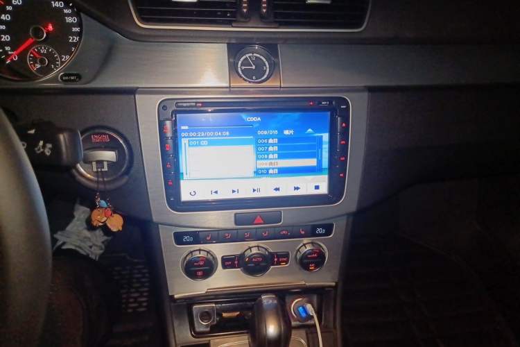 Used Volkswagen FAW-Volkswagen CC 2013 1.8TSI Prestige Model Audio And AC Panel