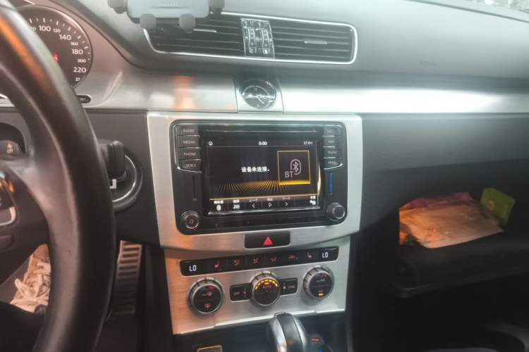 Used Volkswagen FAW-Volkswagen CC 2013 2.0 TSI Luxury Model Audio And AC Panel