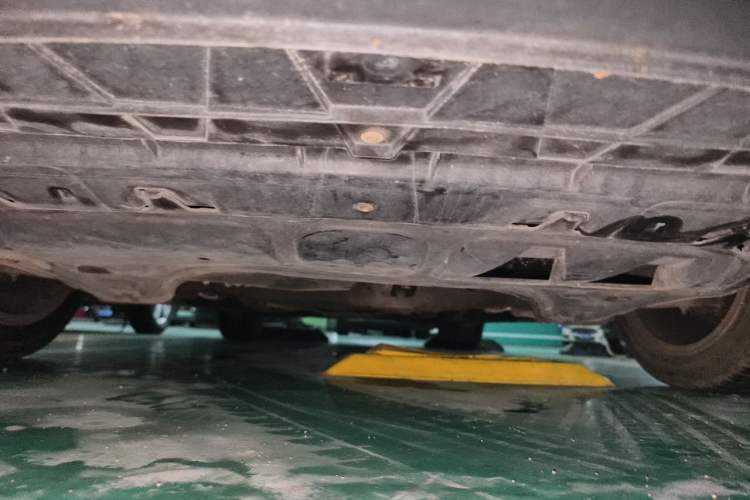 Used Volkswagen FAW-Volkswagen CC 2013 1.8TSI Prestige Model Chassis Front