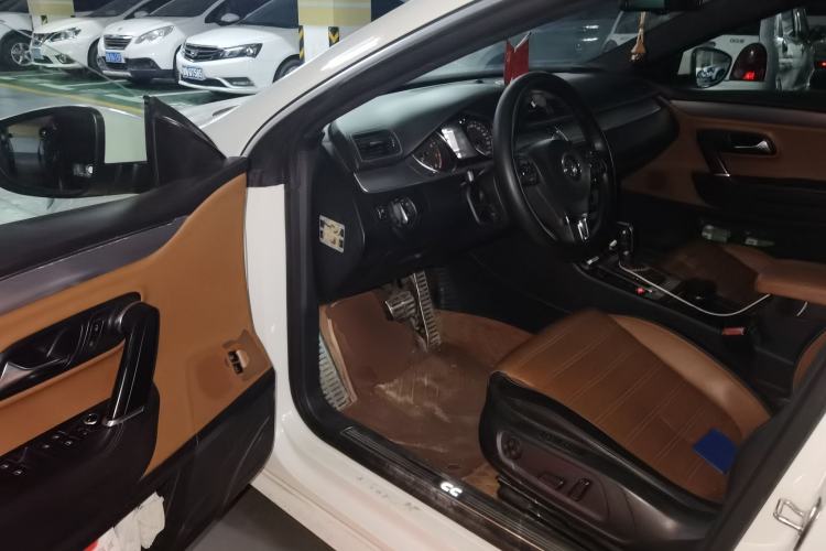Used Volkswagen FAW-Volkswagen CC 2013 1.8TSI Luxury Model Driver Seat