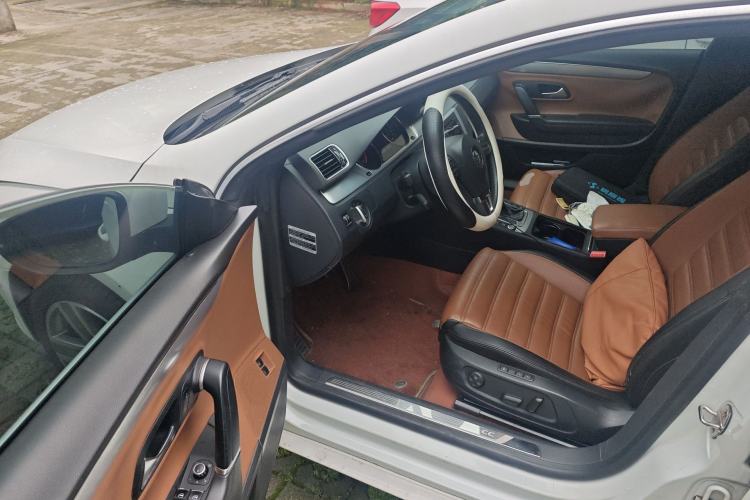 Used Volkswagen FAW-Volkswagen CC 2013 1.8TSI Luxury Model Driver Seat