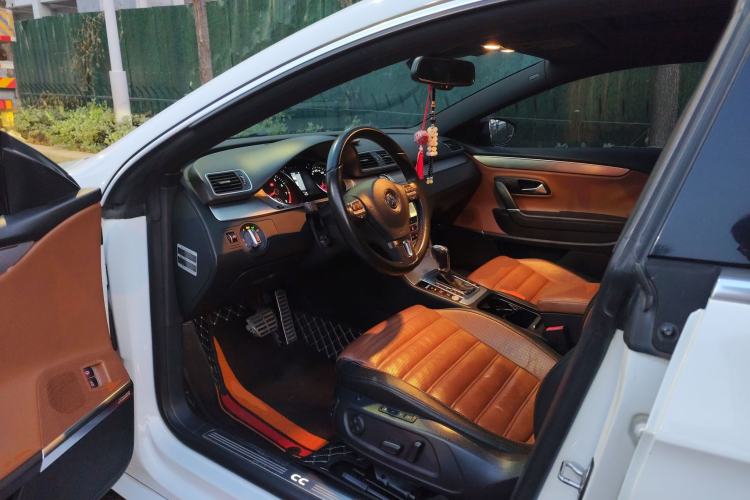 Used Volkswagen FAW-Volkswagen CC 2013 2.0 TSI Ultimate Model Driver Seat