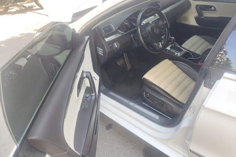 Used Volkswagen FAW-Volkswagen CC 2013 3.0 FSI V6 Driver Seat