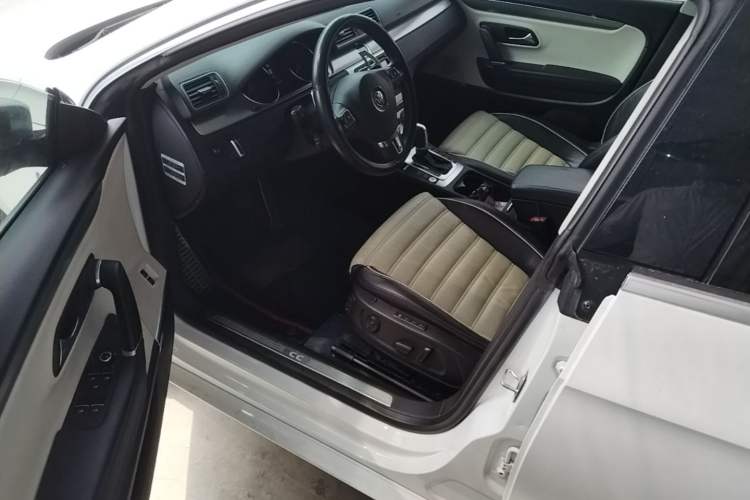 Used Volkswagen FAW-Volkswagen CC 2013 3.0 FSI V6 Driver Seat