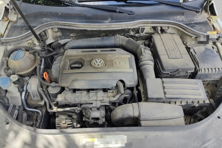 Used Volkswagen FAW-Volkswagen CC 2013 2.0 TSI Ultimate Model Engine Bay