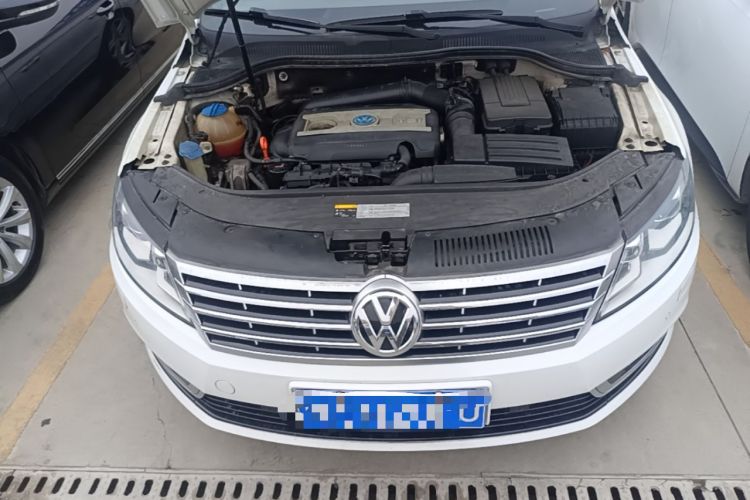 Used Volkswagen FAW-Volkswagen CC 2013 1.8TSI Prestige Model Engine Bay
