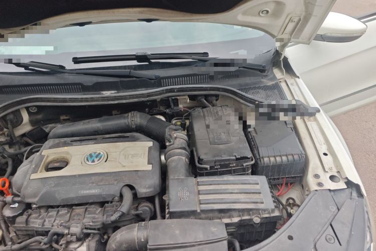 Used Volkswagen FAW-Volkswagen CC 2013 1.8TSI Prestige Model Engine Bay Left