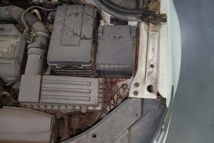 Used Volkswagen FAW-Volkswagen CC 2013 1.8TSI Luxury Model Engine Bay Left
