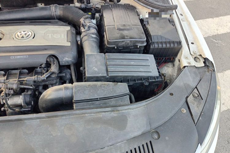 Used Volkswagen FAW-Volkswagen CC 2013 1.8TSI Luxury Model Engine Bay Left