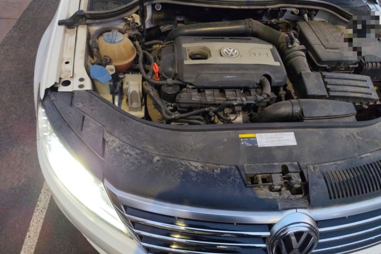 Used Volkswagen FAW-Volkswagen CC 2013 2.0 TSI Ultimate Model Engine Bay Right