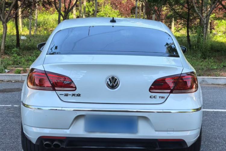 Used Volkswagen FAW-Volkswagen CC 2013 2.0 TSI Luxury Model Exterior 3