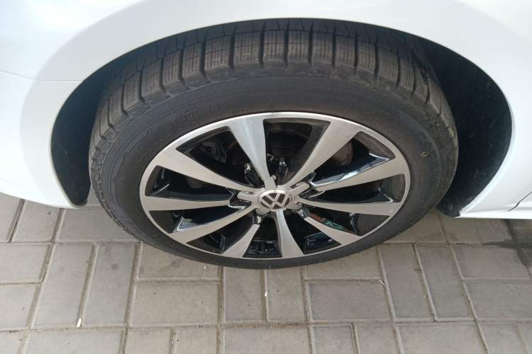 Used Volkswagen FAW-Volkswagen CC 2013 3.0 FSI V6 Exterior 4